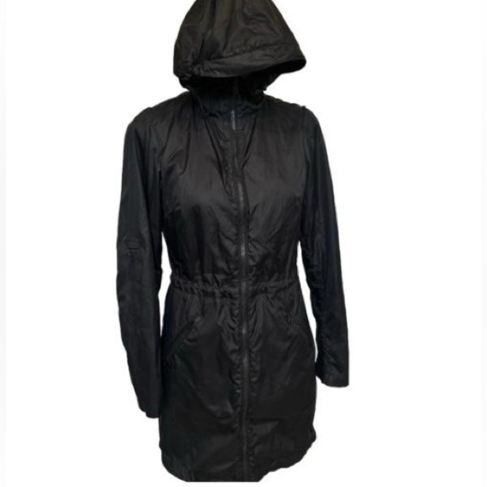 The North Face Women's Black Hooded Lightweight RainJacket size extra small